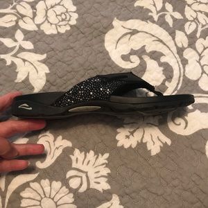 Abeo flip flops with arch support